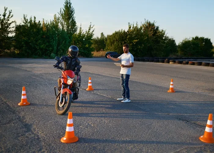 Habilitação de Moto Habilitação de Moto